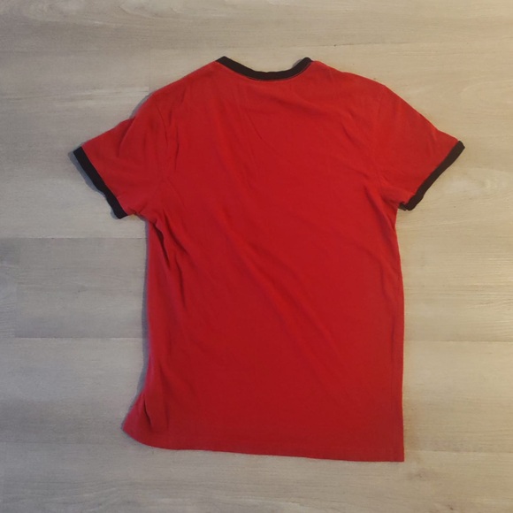 Guess Red and Black Men's Short Sleeve Tee - Picture 6 of 7